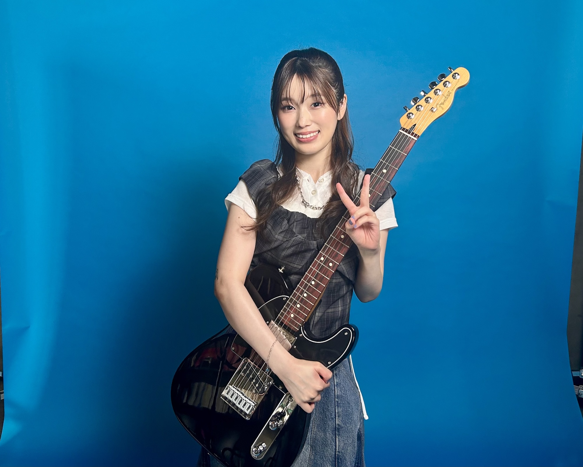 Aooo Demooo 石野理子 サイン入り 石野理子 | FM802 RADIO CRAZY 2025のsumikaさんのステージでStudio